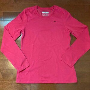 Nike - Dri-Fit Long Sleeve Crewneck Sports Tee 257882 | Poppy Pink | Size Large
